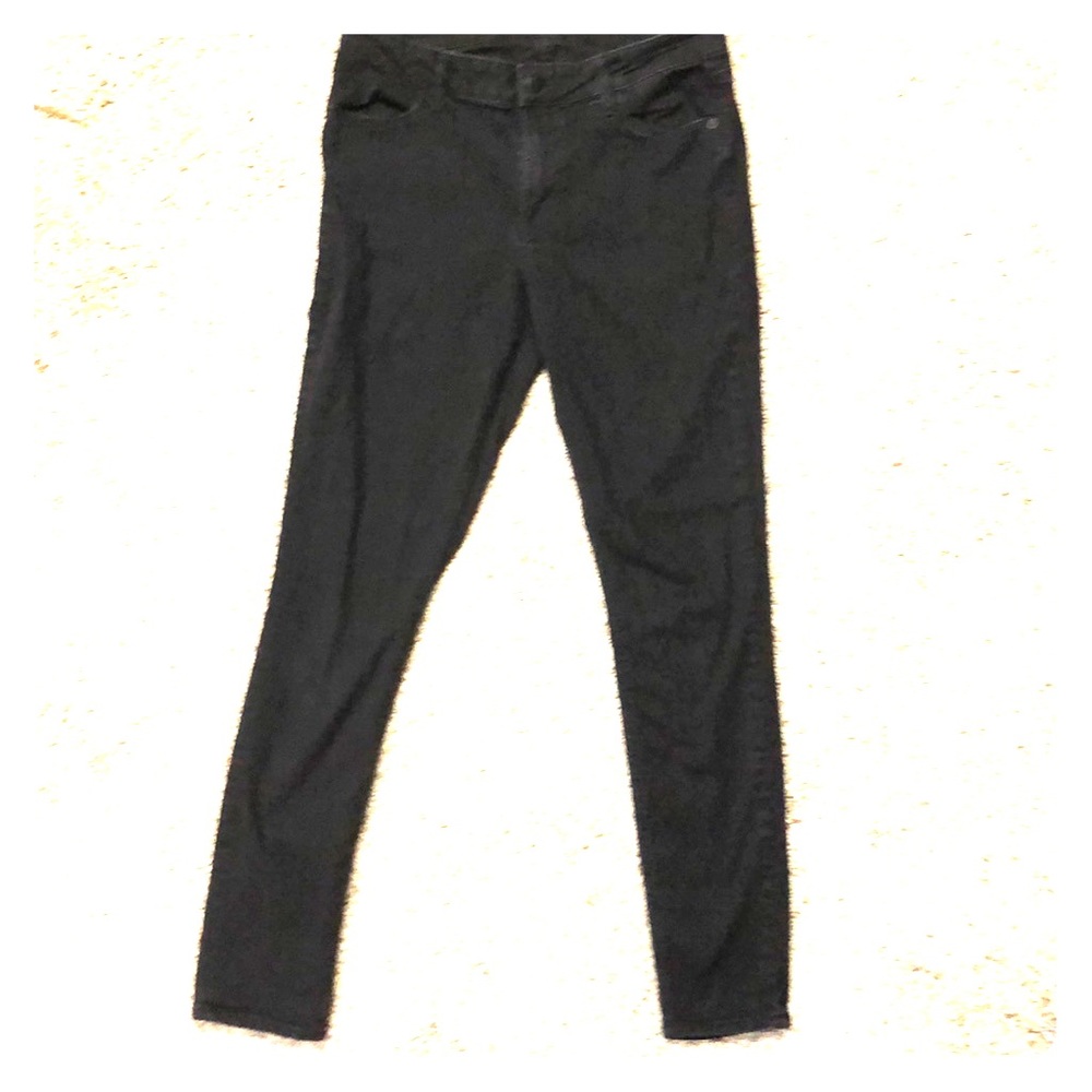 Old Navy size 8 skinny jeans 👖